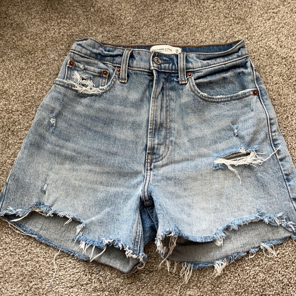 Abercrombie and Fitch curve love shorts